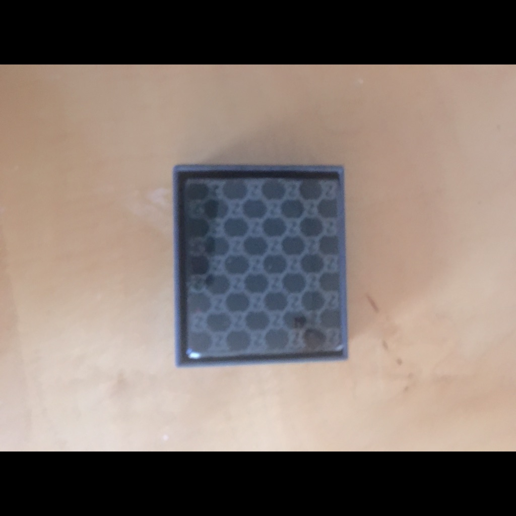 Gucci Compact